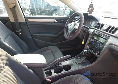 2013 Volkswagen Passat 2.5L S from USA, damaged, VIN 1VWAP7A34DC059183